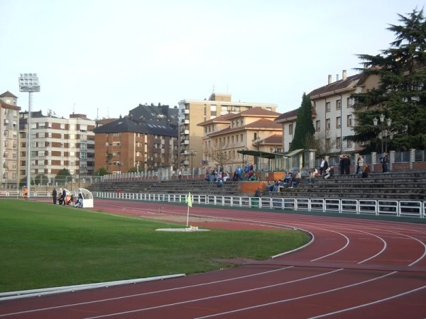 Estadio Universitario de Oviedo (Oviedo)