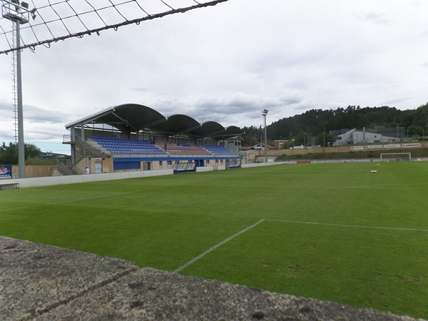 Campo Municipal de Urritxe (Amorebieta-Echano)