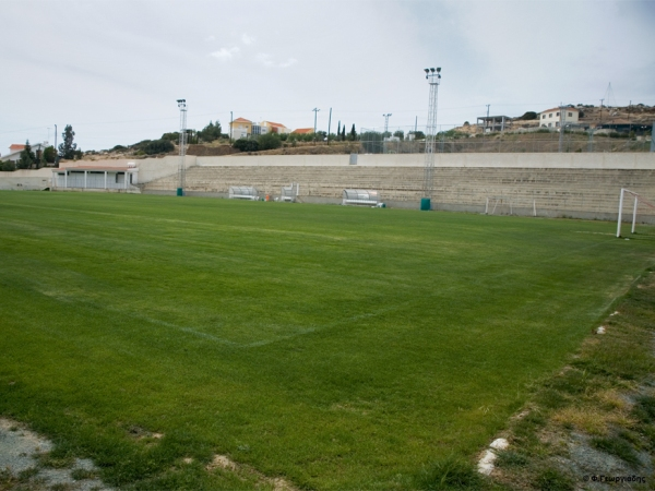 Koinotiko Stadio Parekklisias (Parekklisia)