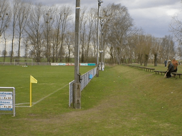 Sport- & Gemeindezentrum Altlüdersdorf (Gransee)