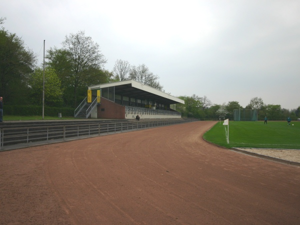 Sportplatz Menzenberger Straße