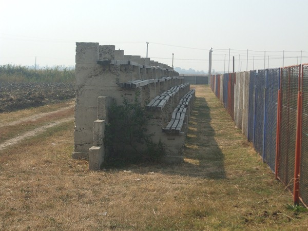 Stadionul Unirea (Braniştea)