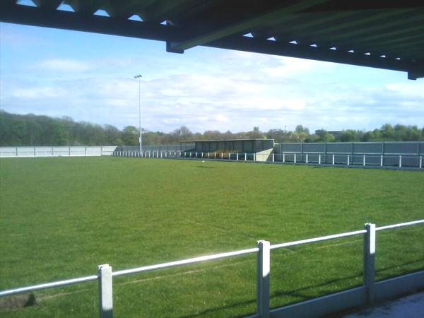 Runcorn Linnets' APEC Taxi's Stadium (Runcorn, Cheshire)