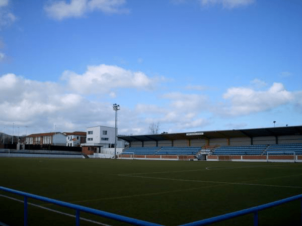 Estadio Municipal (Santa Cruz de Bezana)