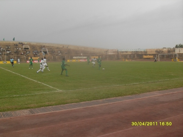 Stade Omnisports Roumdé Adjia