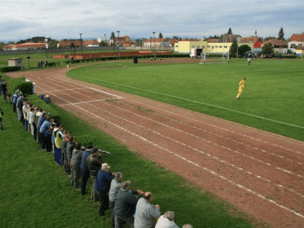 Városi Stadion (Jászapáti)