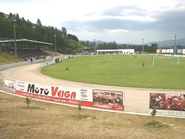 Campo Cruz Do Reguengo (Vila Verde)