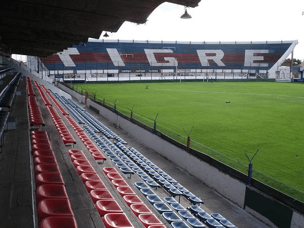 Estadio JosÃ© Dellagiovanna (San Fernando, Provincia de Buenos Aires)