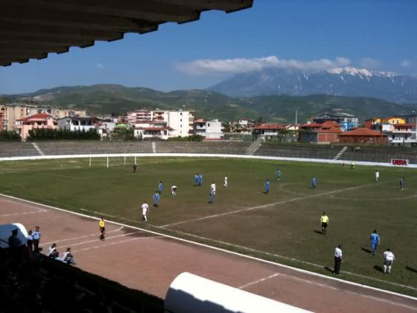 Stadiumi Tomori (Berat)