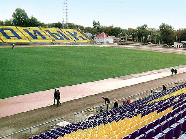 Stadion im. Petra Atoyana (Oral (Ural'sk))
