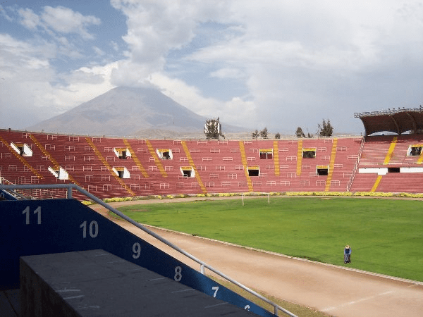 Estadio de la Universidad Nacional San Agustín (Arequipa)
