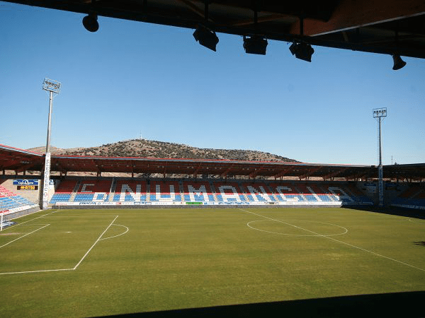 Nuevo Estadio Los Pajaritos (Soria)