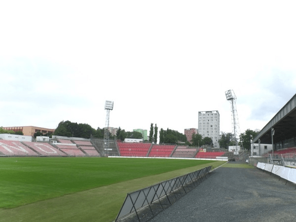 Městský fotbalový stadion Srbská (Brno)