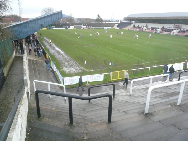 Stade de la Neuville (Charleroi)