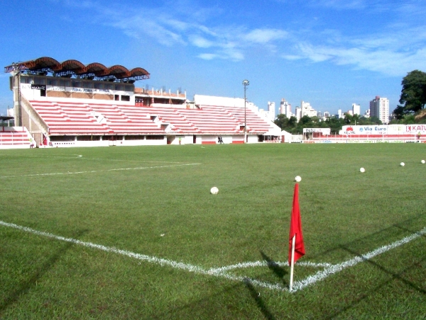 Estádio Waldemar Teixeira de Faria (Divinópolis, Minas Gerais)