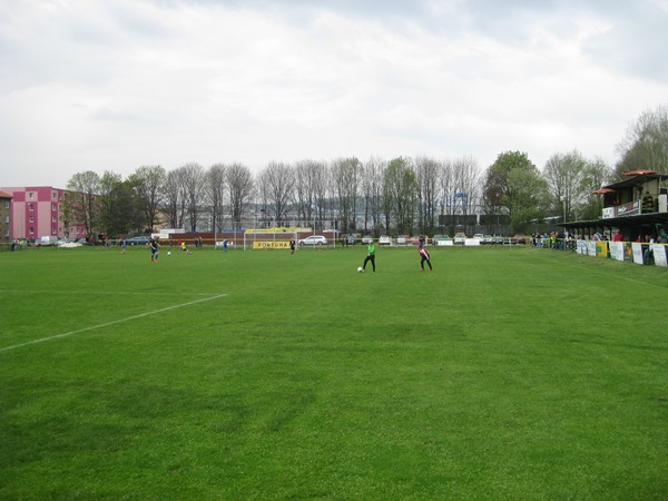 Stadion TJ Karlovy Vary-Dvory (Karlovy Vary)