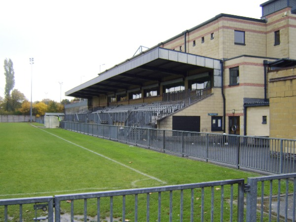 Champion Hill Stadium (London)