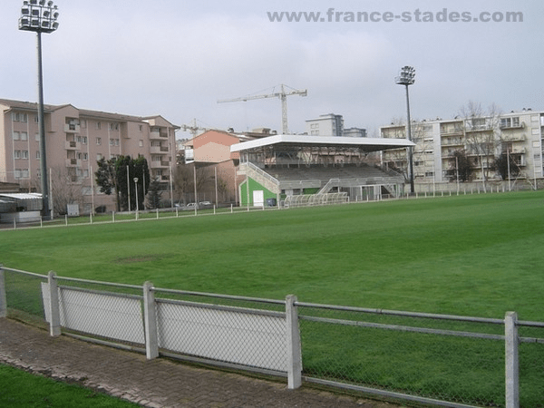 Stade des Fontaines (Toulouse)