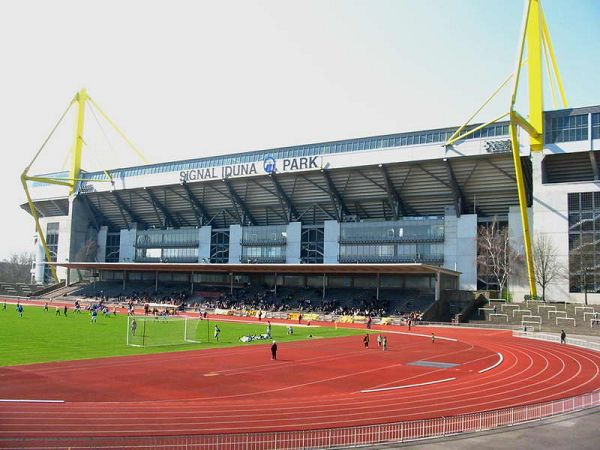 Stadion Rote Erde