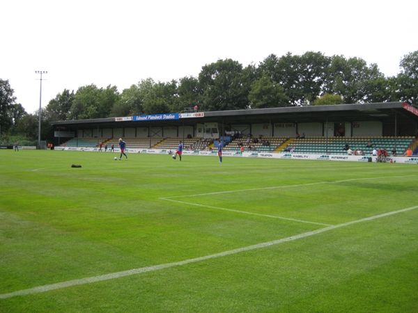 Edmund-Plambeck-Stadion