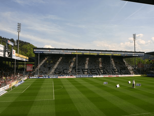 Schwarzwald-Stadion (Freiburg im Breisgau)