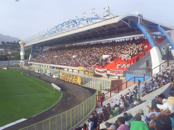 Estadio 25 de Noviembre (Moquegua)