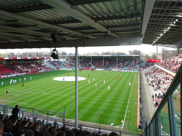 Stadion der Freundschaft (Frankfurt (Oder))