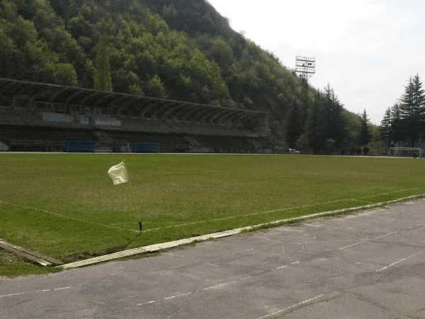 Stadioni Temur Maghradze (Chiatura)