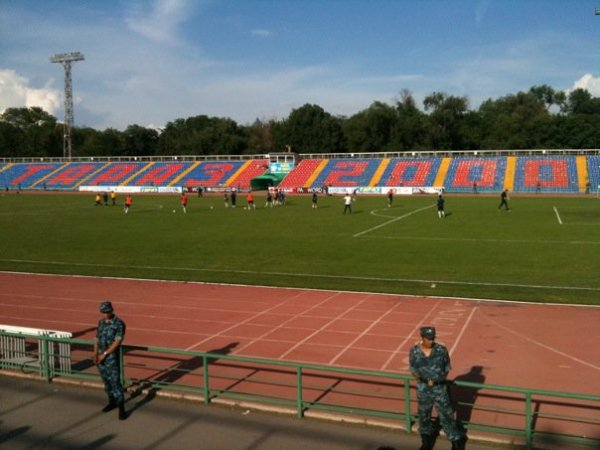 Ortalıq Stadion (Taraz)