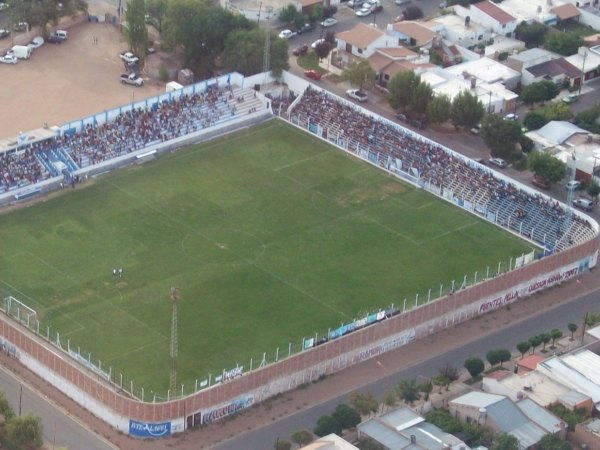 Estadio El Coloso del Ruca Quimey (Cutral Có, Provincia del Neuquén)