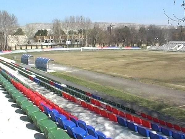 Yaşar Məmmədzadə adına şəhər stadionu