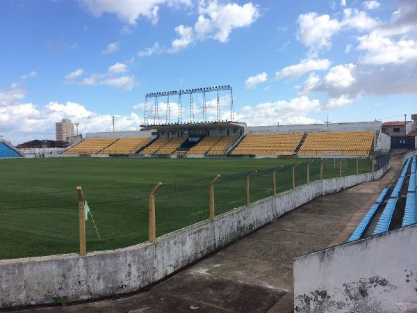 Estádio Municipal Nhozinho Santos (São Luís, Maranhão)