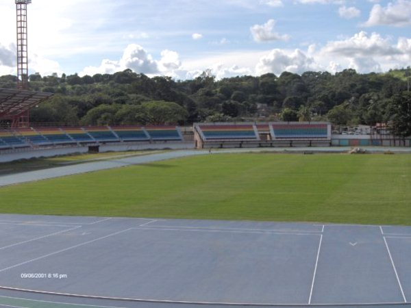 Estadio Olímpico Rafael Calles Pinto