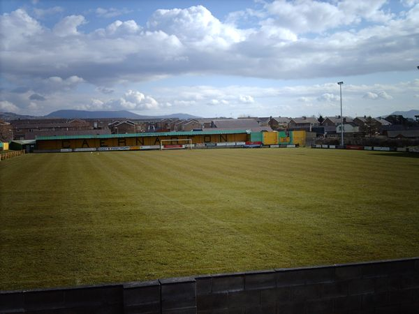 The Oval (Caernarfon, Gwynedd)