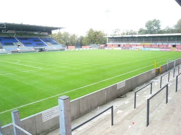 Daknamstadion (Lokeren)