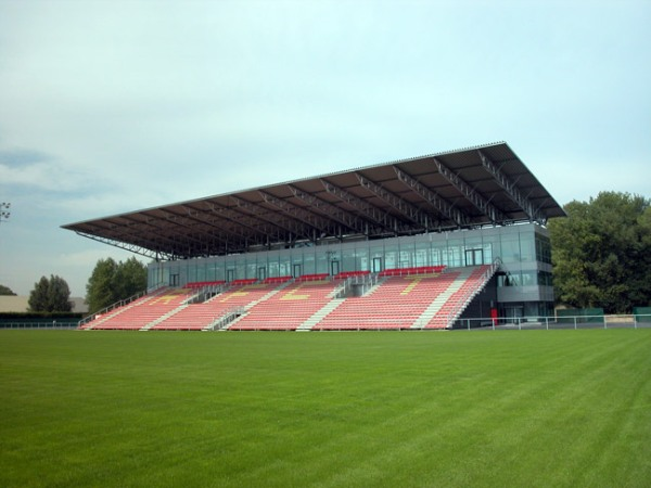 Stade Luc Varenne (Kain)