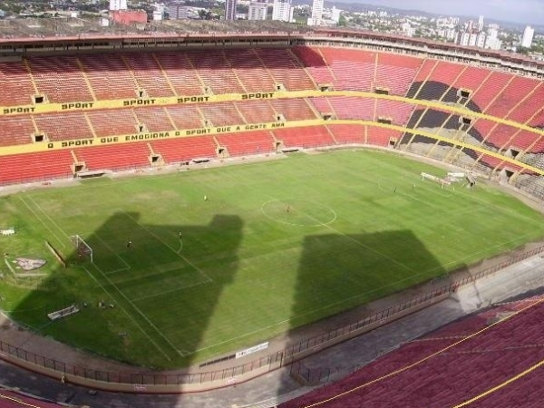 Estádio Adelmar da Costa Carvalho (Recife, Pernambuco)