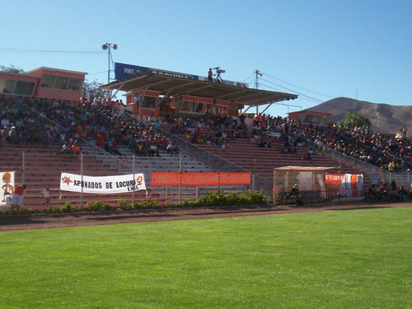 Estadio El Cobre (El Salvador, Diego de Almagro)