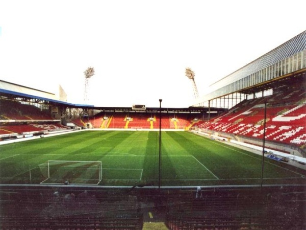 Fritz-Walter-Stadion (Kaiserslautern)