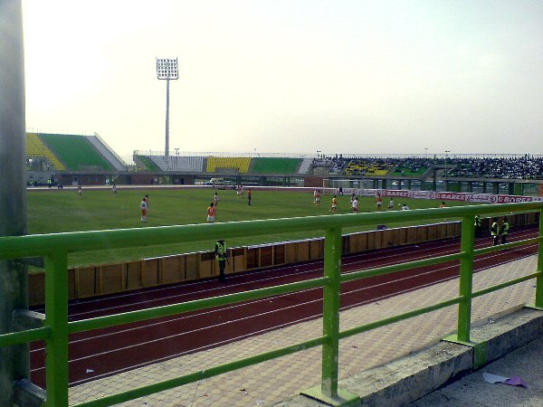Shahid Bahonar Stadium (Kerman)