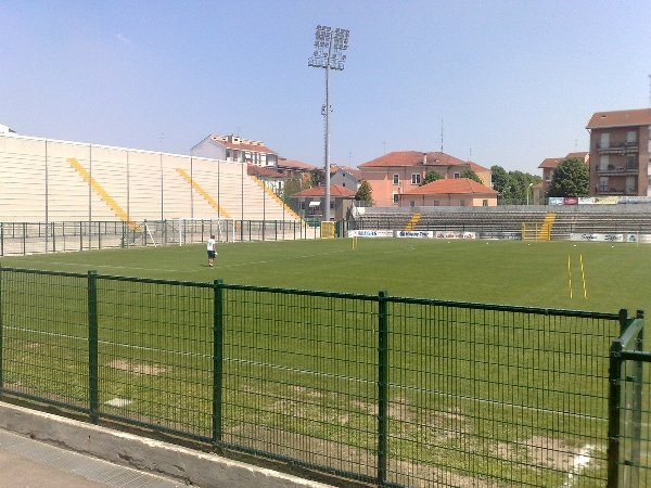 Stadio Giuseppe Moccagatta