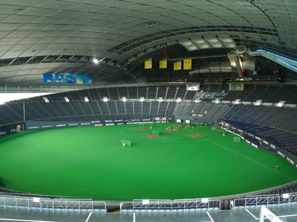 Sapporo Dome (Sapporo)