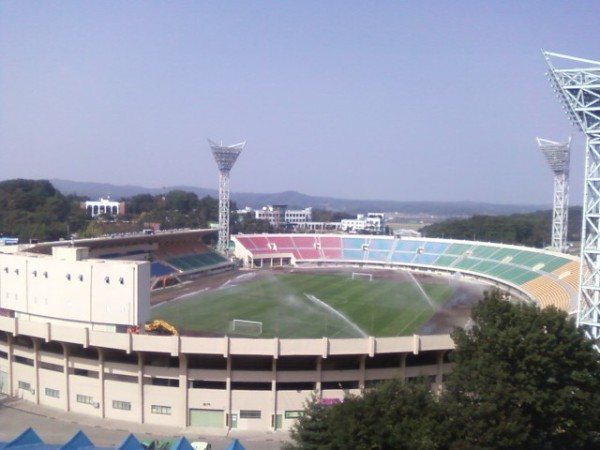 Gangneung Stadium (Gangneung)