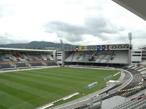 Estádio Dom Afonso Henriques (Guimarães)