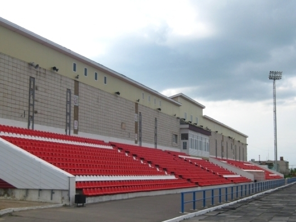 Stadion Urozhaj (Karavaevo)