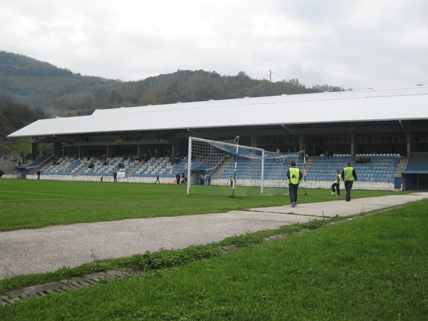 Stadion Pirota (Travnik)