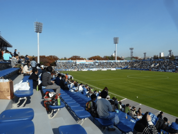 Nippatsu Mitsuzawa Stadium (Yokohama)