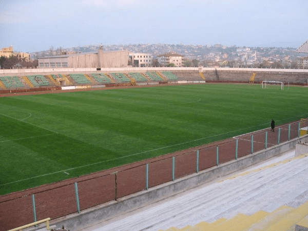 Yalova Atatürk Stadyumu (Yalova)
