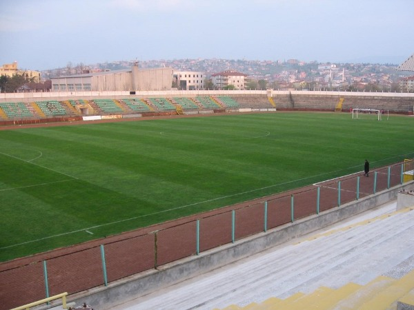 Yalova Atatürk Stadyumu (Yalova)