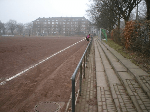 Gottfried-Tönsfeld Sportplatz (Hamburg)